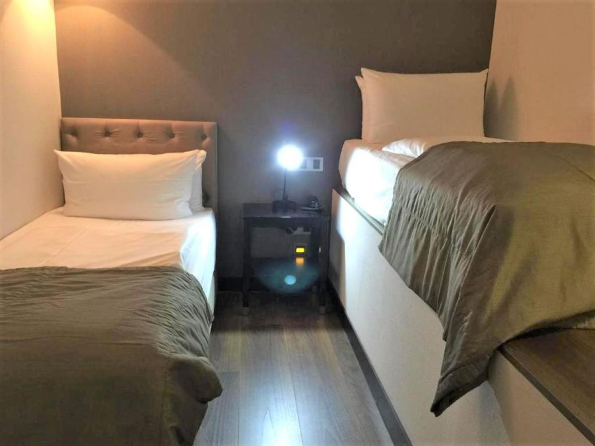 Quentin Berlin Hotel Am Kurfuerstendamm Εξωτερικό φωτογραφία